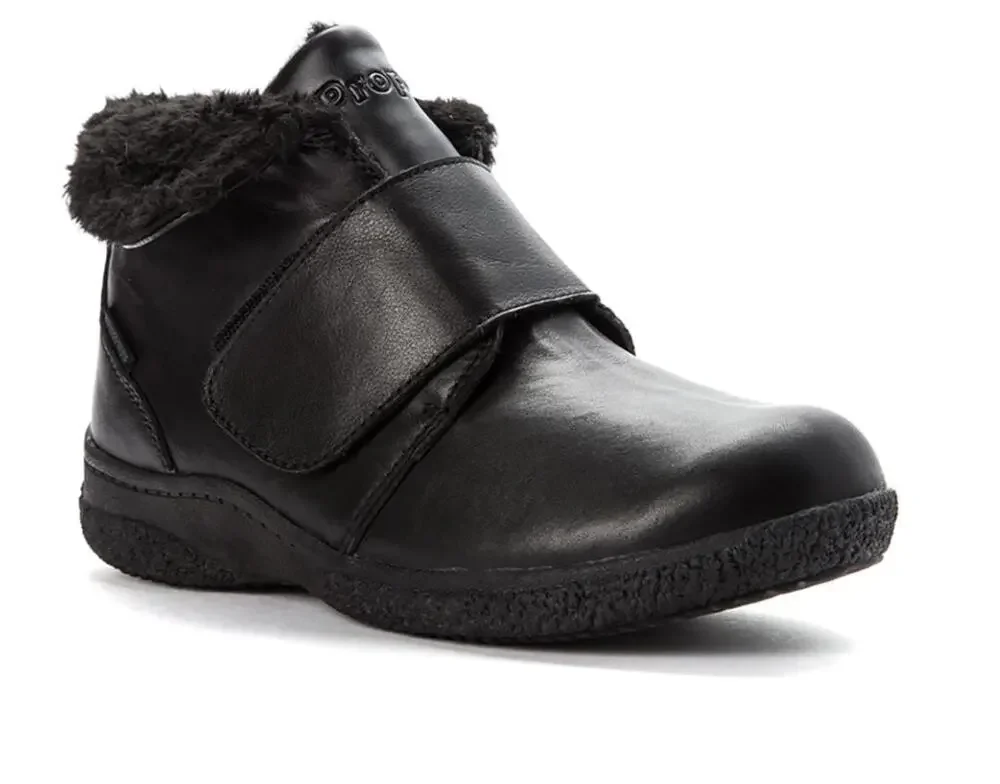 Propet Harlow Winter Boots 10 Black Leather NWT Ankle Booties Comfort Insulated
